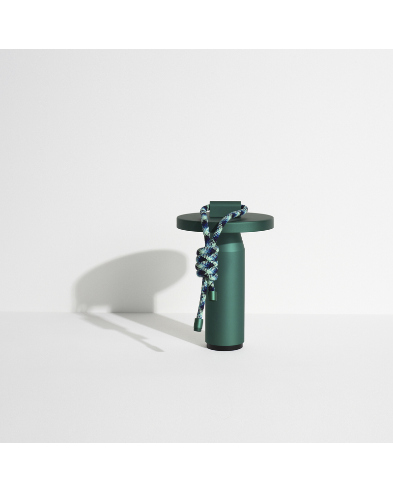 Lampe Nomade Quasar Vert Emeraude - Petite Friture | SCENEO L'art de la lumière